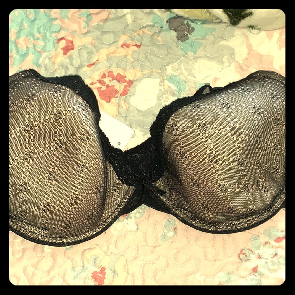 Nursing bra - Picture 1 of 3
